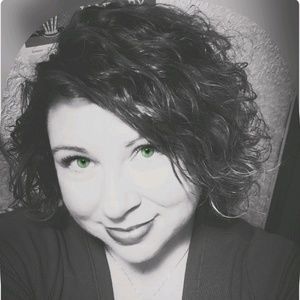 Meet your Posher, Lynsey